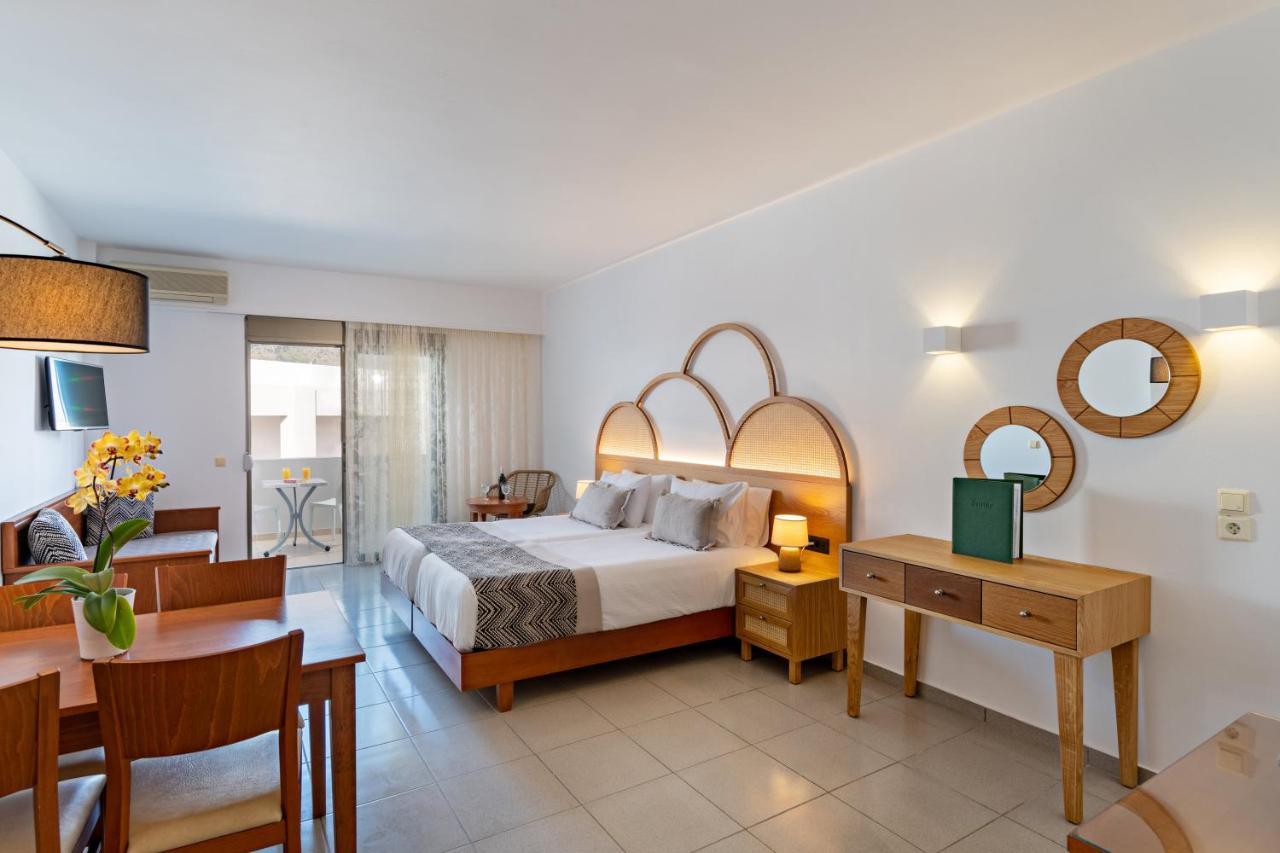 Delfina Boutique Hotel Paralia Kourna Bagian luar foto