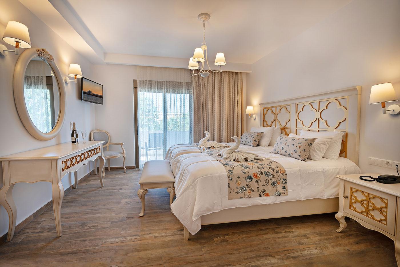 Delfina Boutique Hotel Paralia Kourna Bagian luar foto